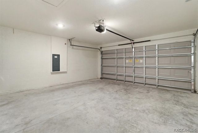 8304 N Sarazen Drive, Dunnellon, FL 34434