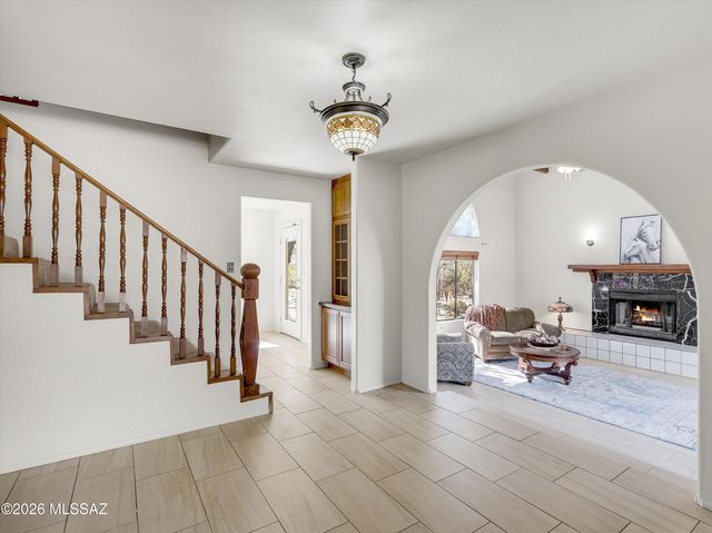 5081 N Bear Canyon Road, Tucson, AZ 85749