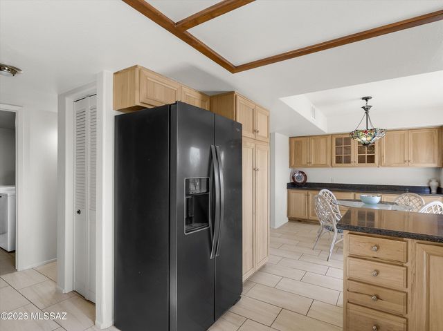 5081 N Bear Canyon Road, Tucson, AZ 85749