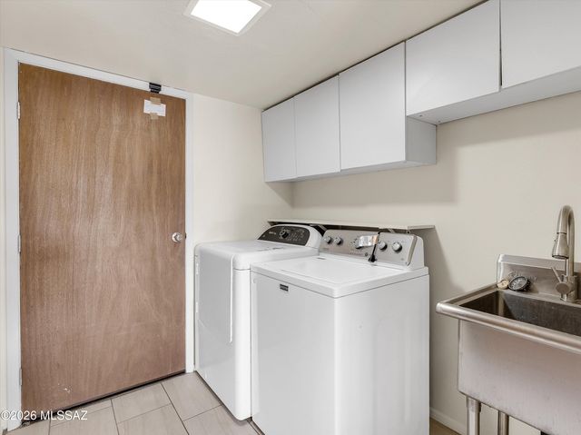 5081 N Bear Canyon Road, Tucson, AZ 85749