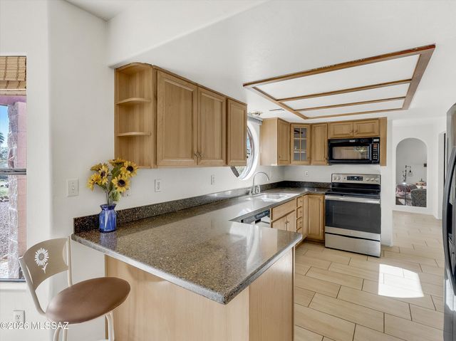 5081 N Bear Canyon Road, Tucson, AZ 85749