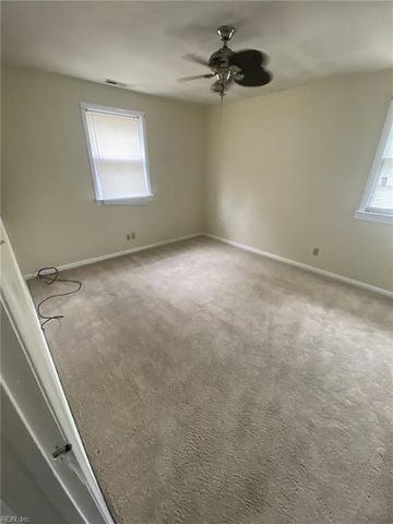 3004 Elbyrne DR, Chesapeake, VA 23325