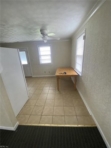 3004 Elbyrne DR, Chesapeake, VA 23325