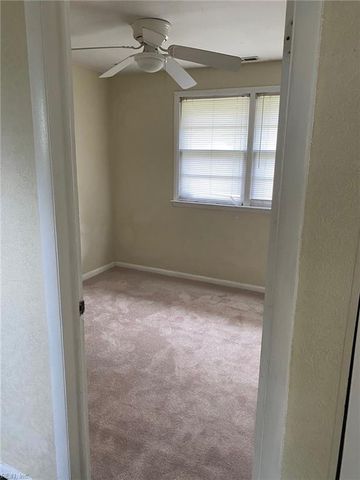 3004 Elbyrne DR, Chesapeake, VA 23325