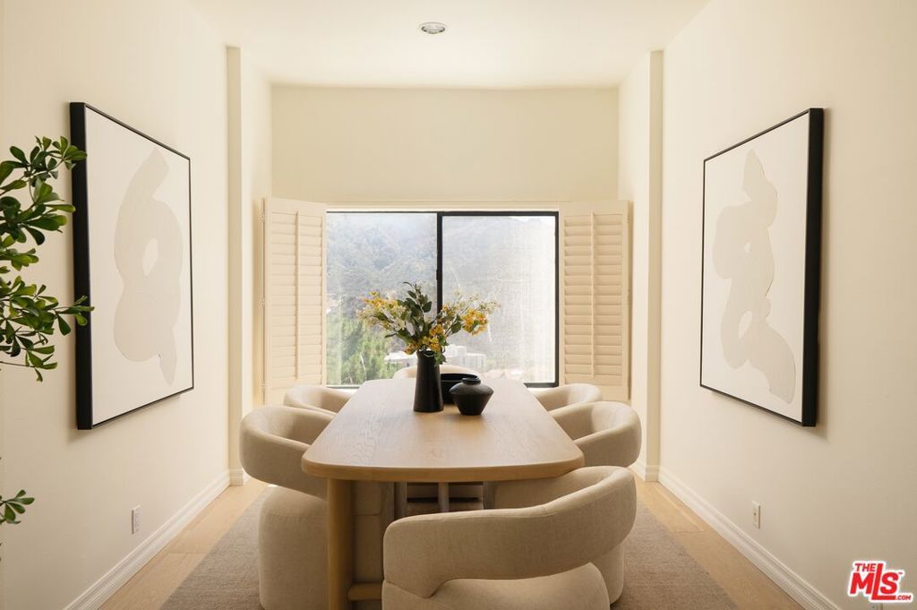 Image 10 of property listing at 1692 Michael Lane, Los Angeles, CA 90272