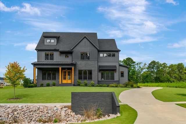 372 Meadow Walk Drive, Fuquay Varina, NC 27526