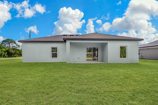 8446 104th Court, Vero Beach, FL 32967