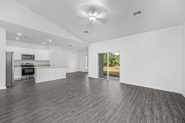 8446 104th Court, Vero Beach, FL 32967