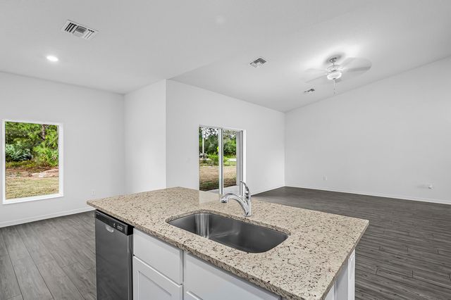 8446 104th Court, Vero Beach, FL 32967