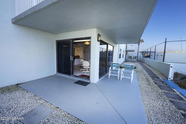 1571 S Atlantic Ave Apt 111, New Smyrna Beach, FL 32169