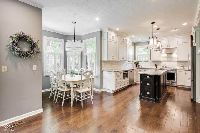 10878 Pine Bluff Drive, Fishers, IN 46037