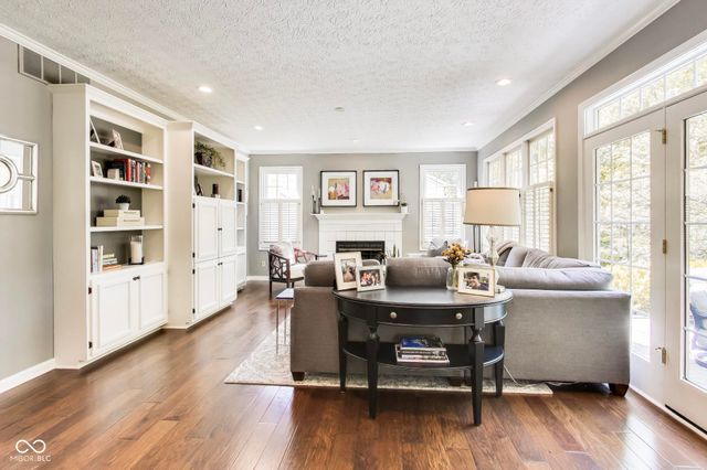 10878 Pine Bluff Drive, Fishers, IN 46037