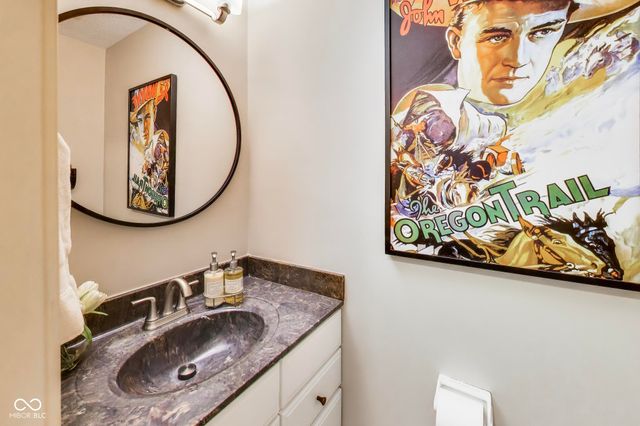 10878 Pine Bluff Drive, Fishers, IN 46037