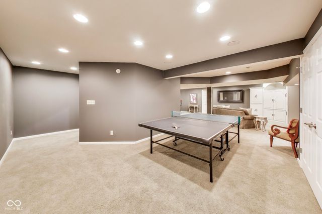 10878 Pine Bluff Drive, Fishers, IN 46037