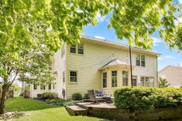10878 Pine Bluff Drive, Fishers, IN 46037