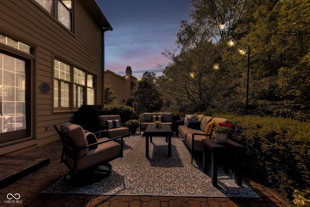 10878 Pine Bluff Drive, Fishers, IN 46037