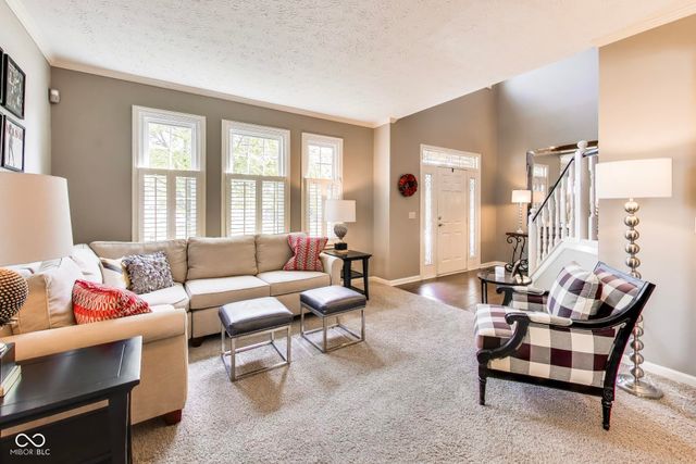 10878 Pine Bluff Drive, Fishers, IN 46037