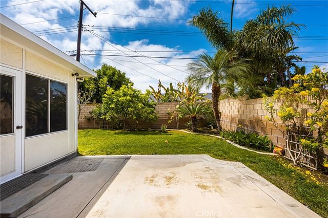 6772 Halifax Drive, Huntington Beach, CA 92647