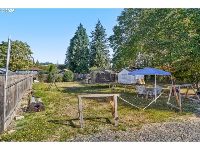 863 E St, Washougal, WA 98671