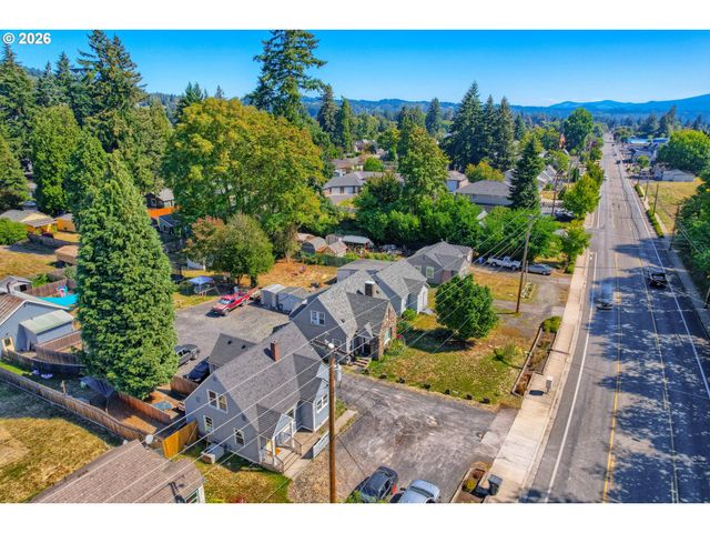 863 E St, Washougal, WA 98671