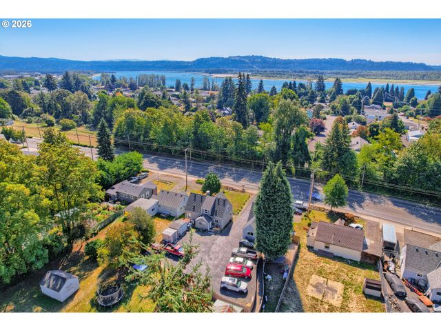 863 E St, Washougal, WA 98671
