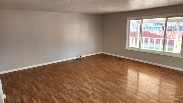 426 Ridgeway Drive, Twin Falls, ID 83301