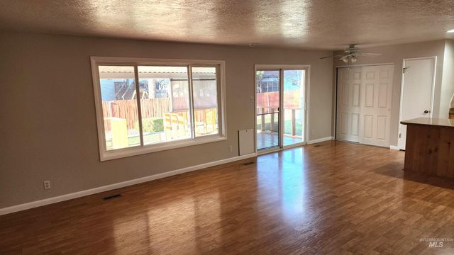 426 Ridgeway Drive, Twin Falls, ID 83301