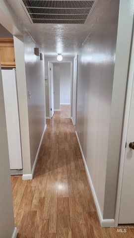 426 Ridgeway Drive, Twin Falls, ID 83301