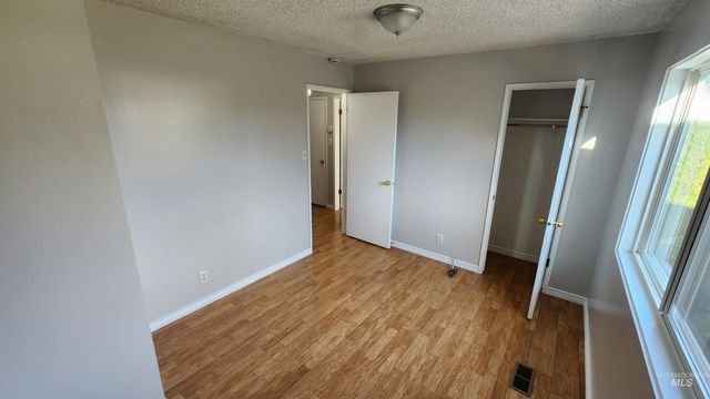 426 Ridgeway Drive, Twin Falls, ID 83301