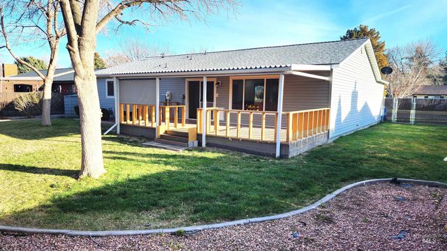 426 Ridgeway Drive, Twin Falls, ID 83301