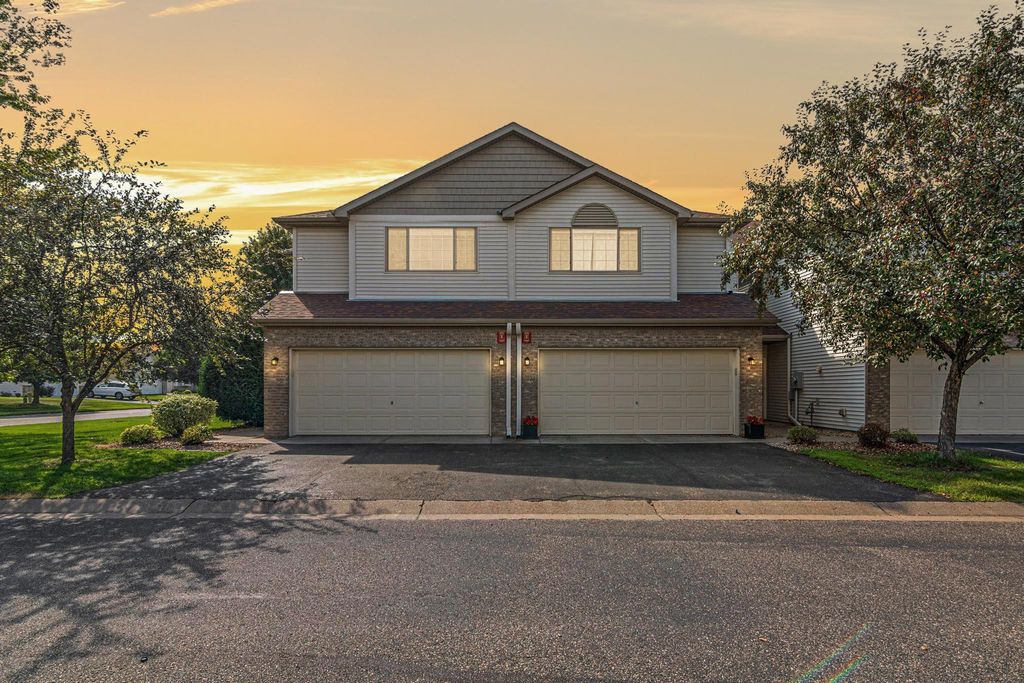 211 Stallion Lane, Lino Lakes, MN 55014 — exterior