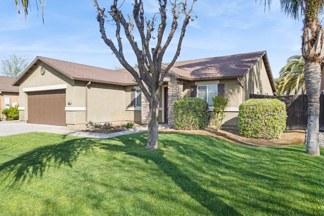 2650 W Sedona Avenue, Visalia, CA 93291