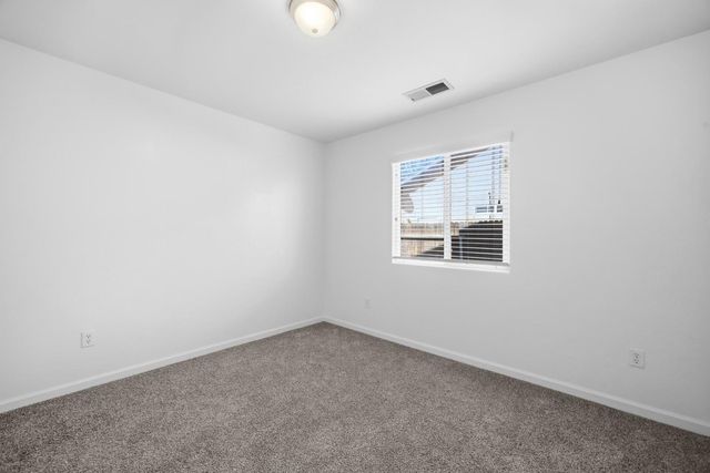 2650 W Sedona Avenue, Visalia, CA 93291