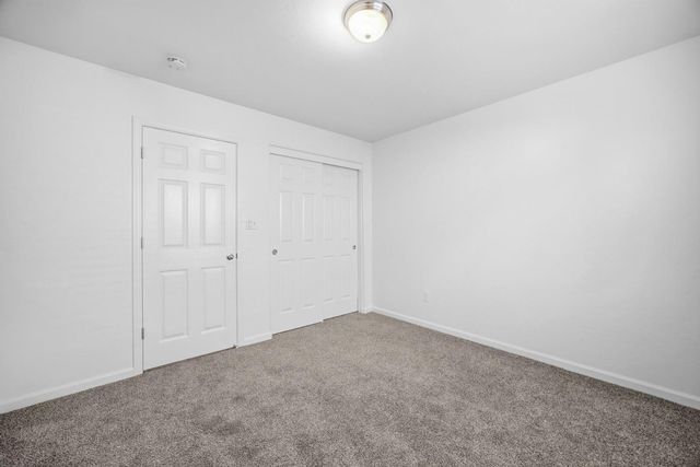 2650 W Sedona Avenue, Visalia, CA 93291