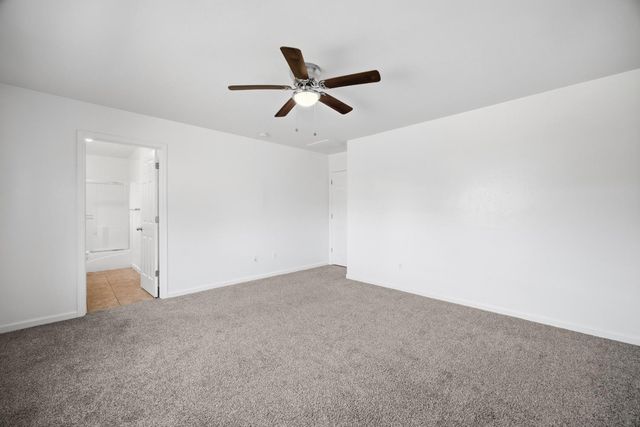 2650 W Sedona Avenue, Visalia, CA 93291