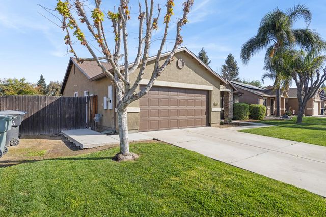 2650 W Sedona Avenue, Visalia, CA 93291