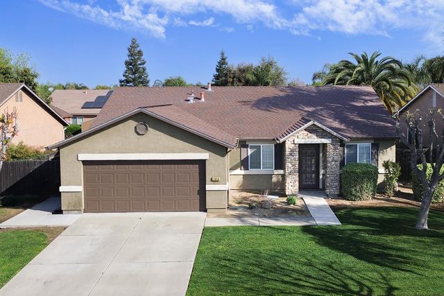 2650 W Sedona Avenue, Visalia, CA 93291