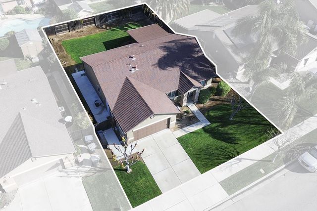 2650 W Sedona Avenue, Visalia, CA 93291