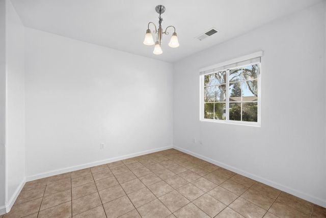 2650 W Sedona Avenue, Visalia, CA 93291