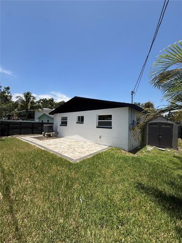 1766 MARYLAND AVENUE NE, St Petersburg, FL 33703