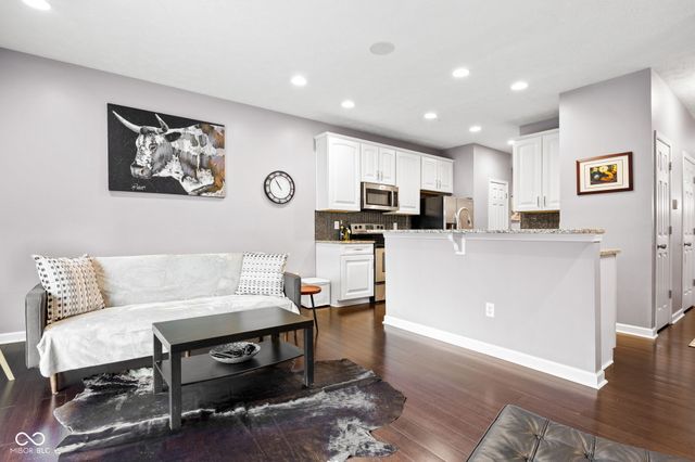 2378 The Springs Drive, Indianapolis, IN 46260