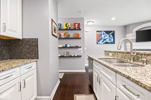 2378 The Springs Drive, Indianapolis, IN 46260
