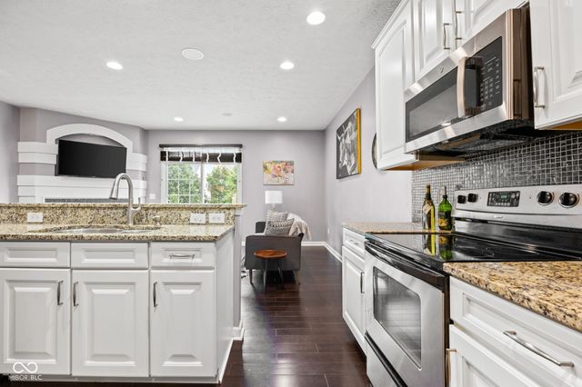2378 The Springs Drive, Indianapolis, IN 46260