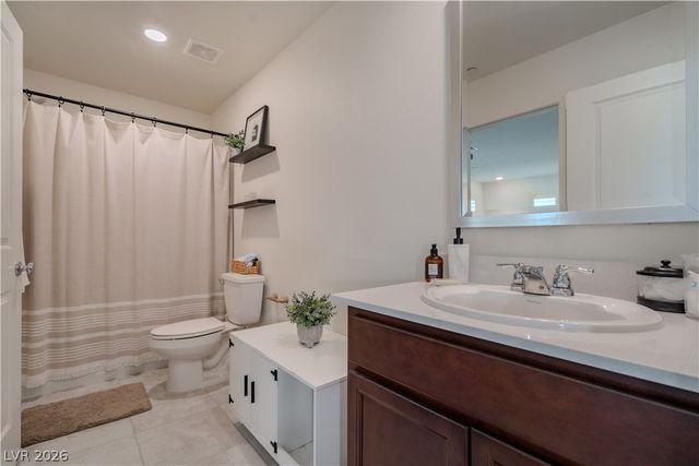 1126 Glistening Acres Ave, North Las Vegas, NV 89086