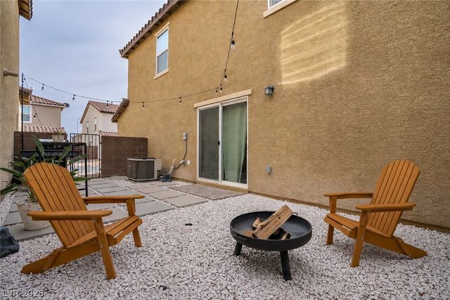 1126 Glistening Acres Ave, North Las Vegas, NV 89086