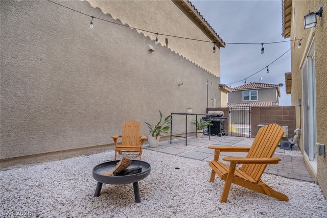 1126 Glistening Acres Ave, North Las Vegas, NV 89086