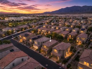 1126 Glistening Acres Ave, North Las Vegas, NV 89086