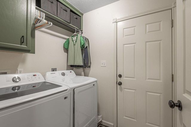 2203 Shannon Drive, Huntsville, TX 77320