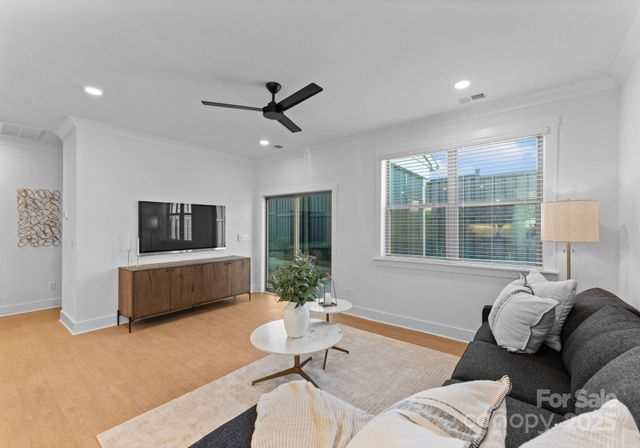 808 Garringer Place, Charlotte, NC 28208