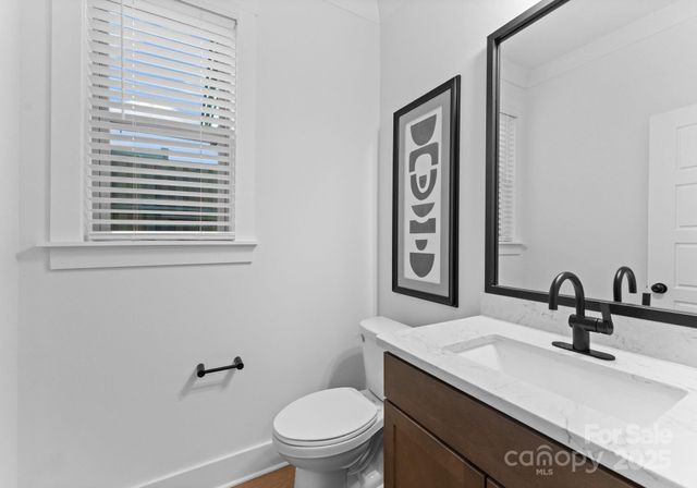 808 Garringer Place, Charlotte, NC 28208